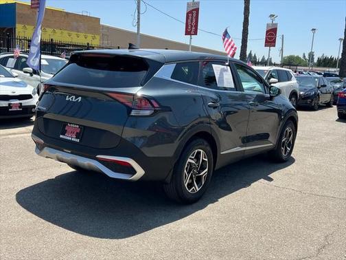 2023 Kia Sportage LX