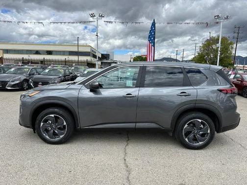 Gun Metallic 2025 Nissan Rogue SV