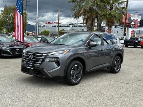 Gun Metallic 2025 Nissan Rogue SV