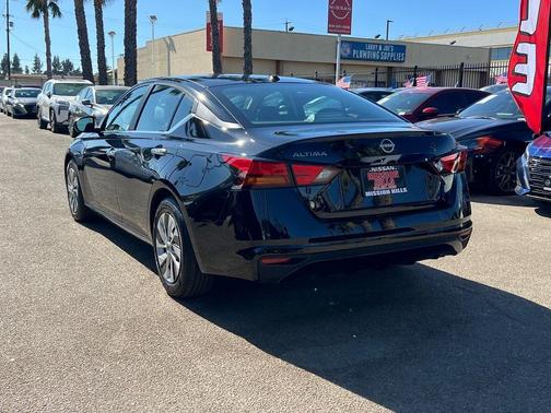 2025 Nissan Altima S