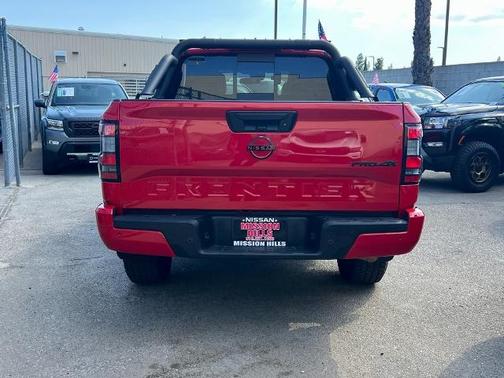 2024 Nissan Frontier PRO-4X