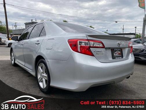 2014 Toyota Camry SE Sport