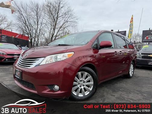 2011 Toyota Sienna XLE