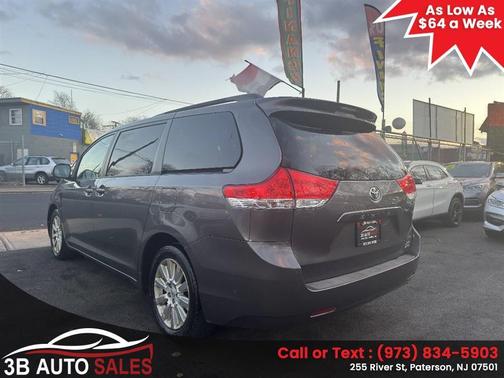 2012 Toyota Sienna XLE