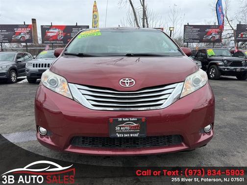 2011 Toyota Sienna XLE