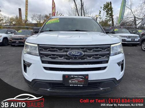 White 2019 Ford Explorer XLT
