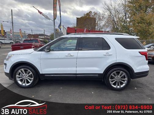 White 2019 Ford Explorer XLT