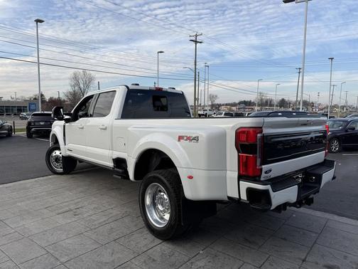 2026 Ford F-450 Platinum