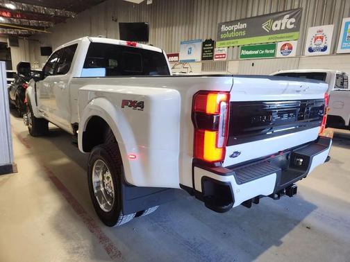 2026 Ford F-450 Platinum