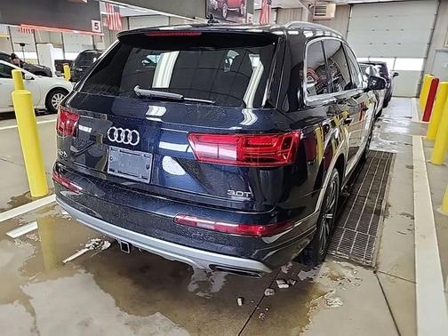 2017 Audi Q7 3.0T Premium