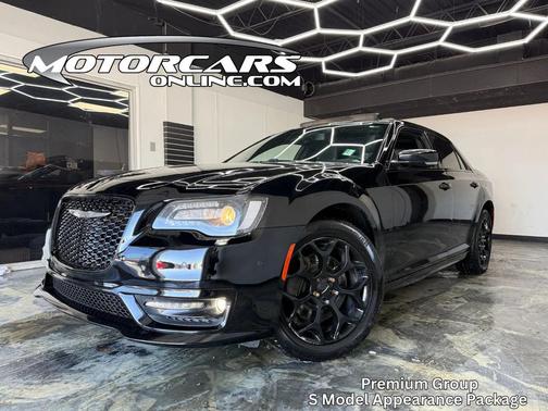 2019 Chrysler 300 S