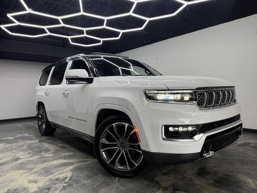 2022 Jeep Grand Wagoneer Series III