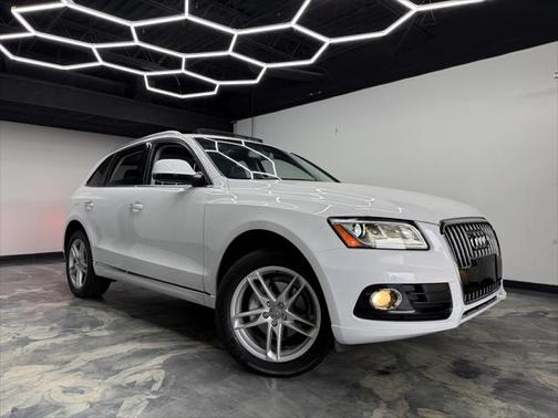 2016 Audi Q5 2.0T Premium Plus