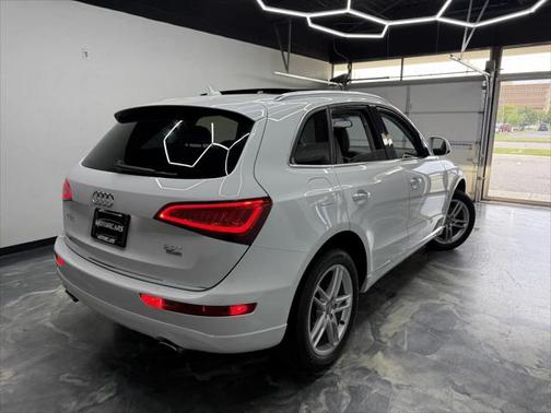 2016 Audi Q5 2.0T Premium Plus