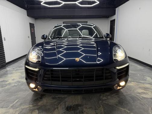 2018 Porsche Macan S