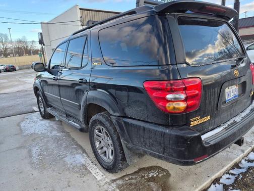 2004 Toyota Sequoia Limited