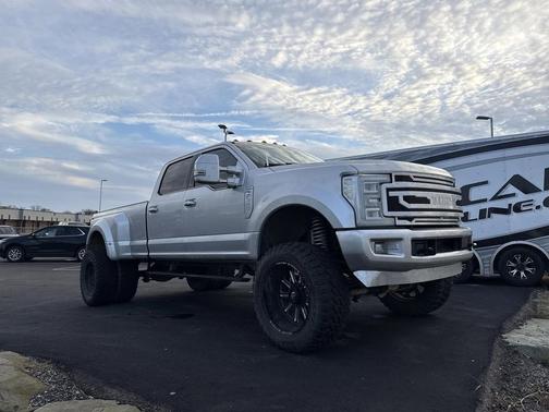 2017 Ford F-350 Platinum