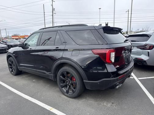 Agate Black Metallic 2020 Ford Explorer ST