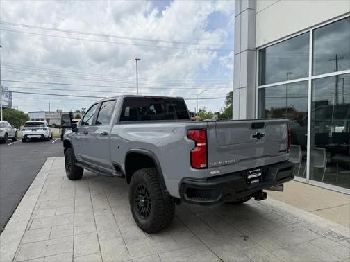 2025 Chevrolet Silverado 2500 4WD Crew Cab Standard Bed ZR2