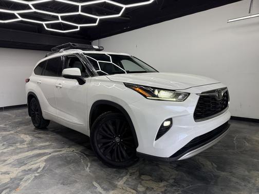 Blizzard Pearl 2021 Toyota Highlander Platinum