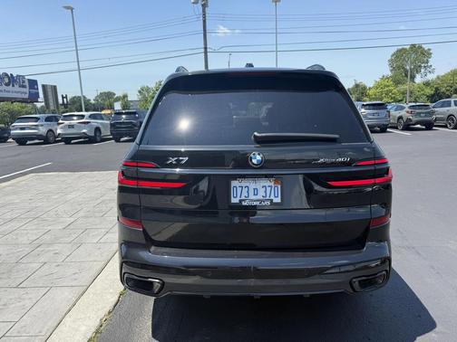 2024 BMW X7 xDrive40i