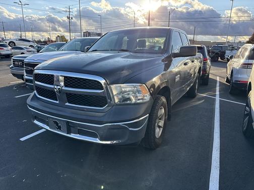 2016 RAM 1500 ST