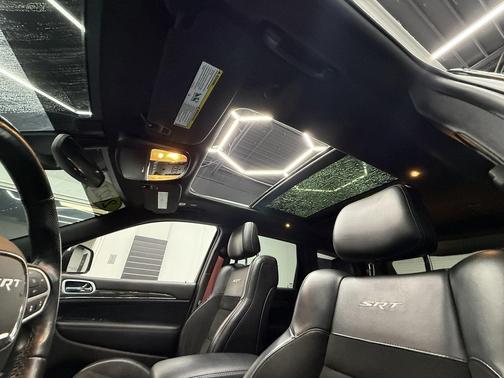 2021 Jeep Grand Cherokee SRT