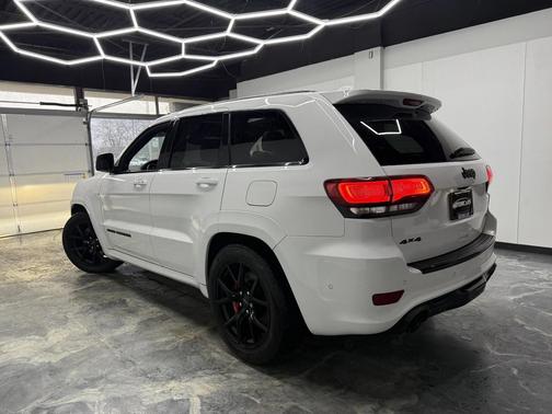 2021 Jeep Grand Cherokee SRT