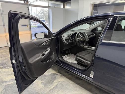 2016 Chevrolet Malibu 1LT