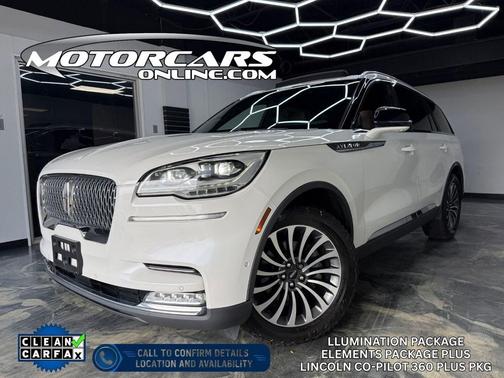White 2020 Lincoln Aviator Reserve AWD
