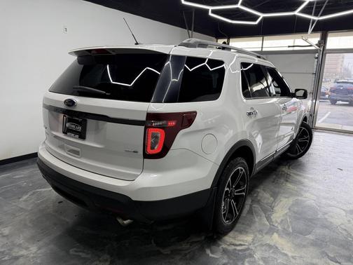 White Platinum Metallic Tri-Coat 2014 Ford Explorer Sport
