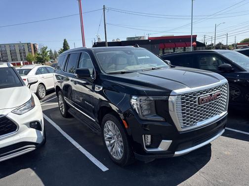 Onyx Black 2023 GMC Yukon Denali