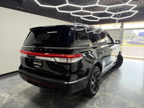 2023 Lincoln Navigator Reserve