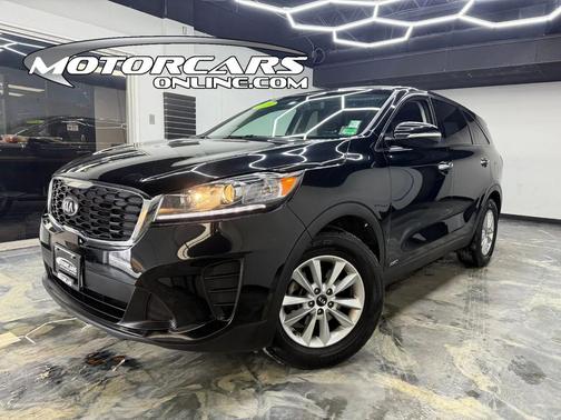 2019 Kia Sorento LX
