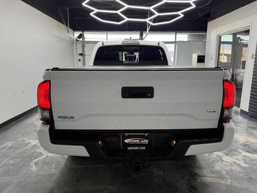 2018 Toyota Tacoma TRD Sport