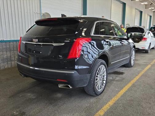 2017 Cadillac XT5 Luxury
