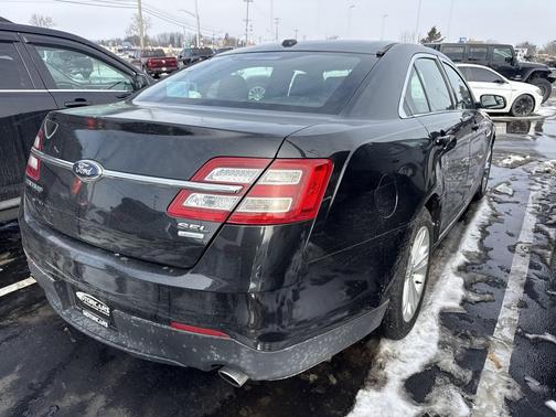 2014 Ford Taurus SEL