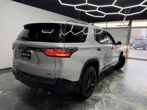 2021 Chevrolet Traverse Premier