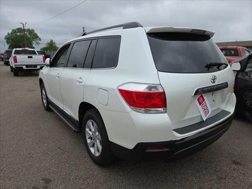 2013 Toyota Highlander SE