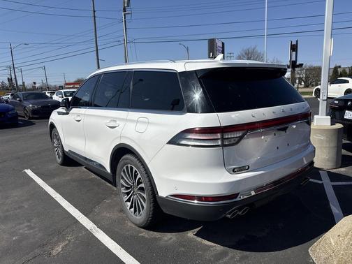 Infinite Black Metallic 2020 Lincoln Aviator Reserve AWD