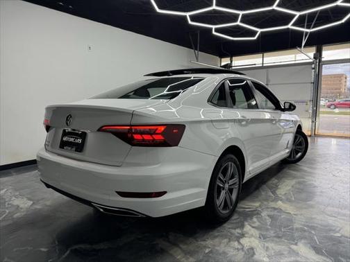 2019 Volkswagen Jetta 1.4T R-Line