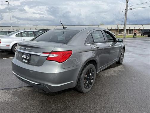 2012 Chrysler 200 LX