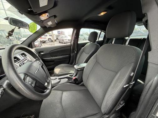 2012 Chrysler 200 LX
