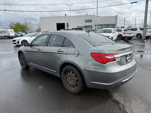 2012 Chrysler 200 LX
