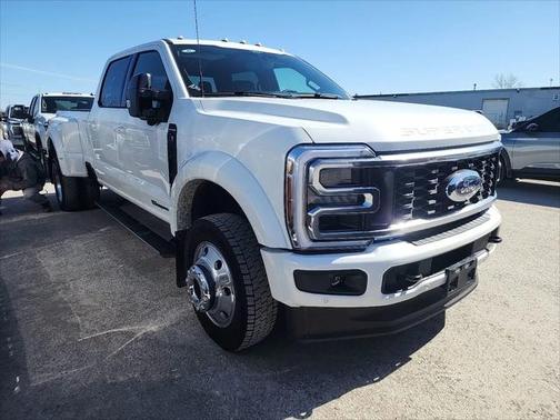 2025 Ford F-450 Platinum