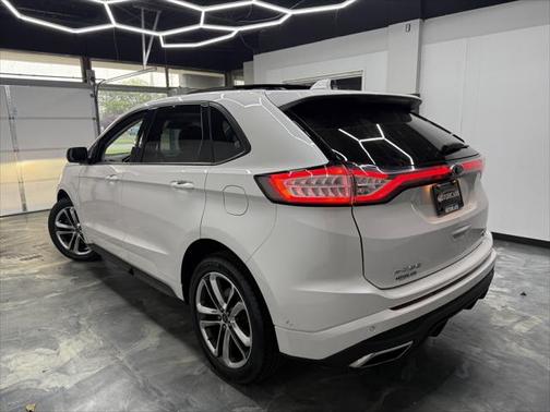2018 Ford Edge Sport