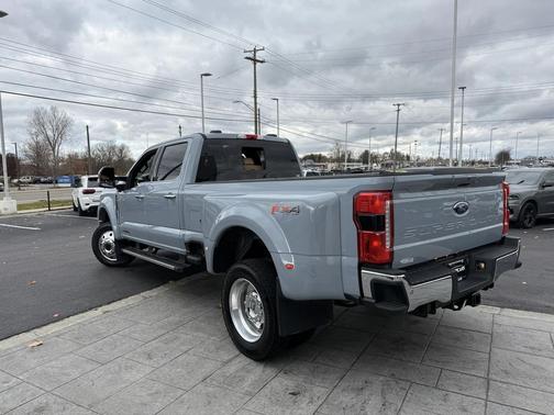 2024 Ford F-450 Lariat