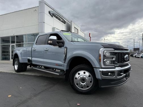 2024 Ford F-450 Lariat