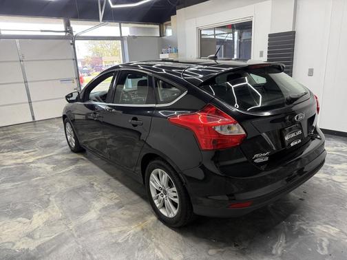 Tuxedo Black Metallic 2012 Ford Focus SEL