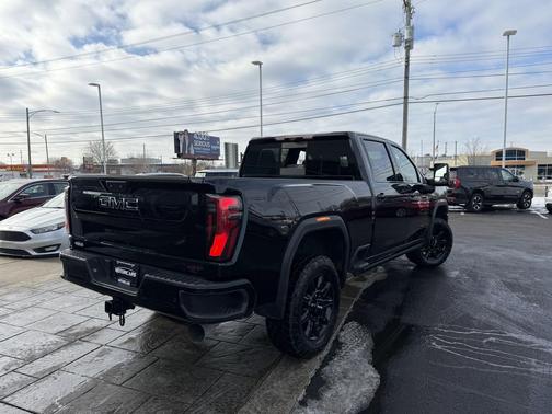 2024 GMC Sierra 2500 AT4